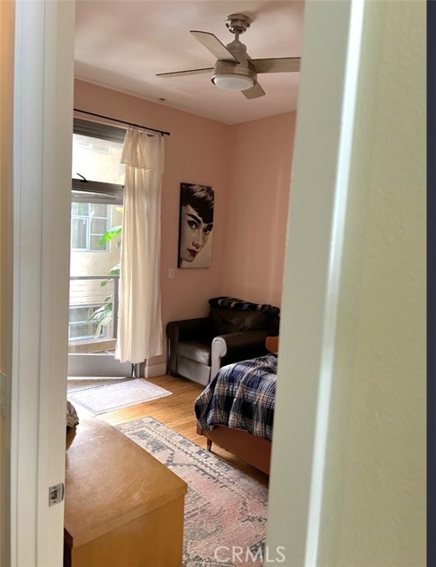 Detail Gallery Image 12 of 23 For 133 the Promenade #103,  Long Beach,  CA 90802 - 2 Beds | 2/1 Baths