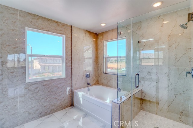 Detail Gallery Image 11 of 27 For 14424 Buvan Ct, Moreno Valley,  CA 92555 - 5 Beds | 3/1 Baths
