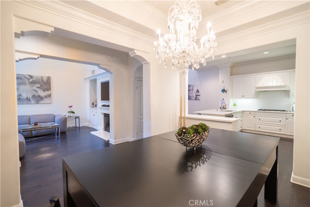 MLS #OC25199946 image #7