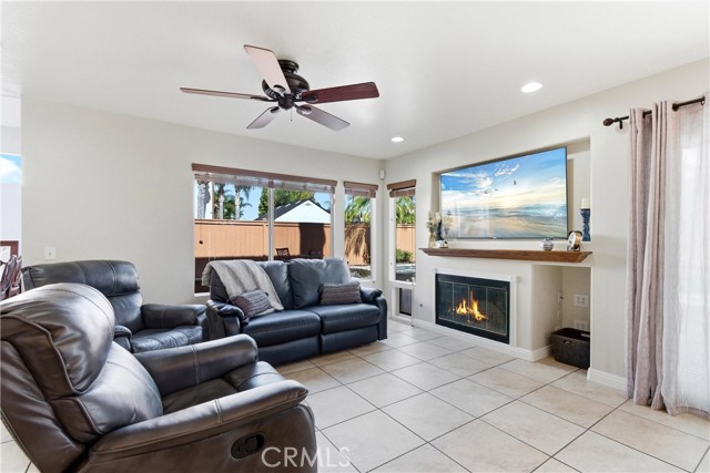 Image 8 of 33 For 2145 Cloverleaf Circle