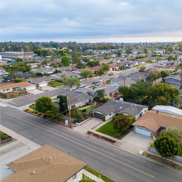 Detail Gallery Image 28 of 28 For 2901 Royal Palm Dr, Costa Mesa,  CA 92626 - 4 Beds | 2 Baths