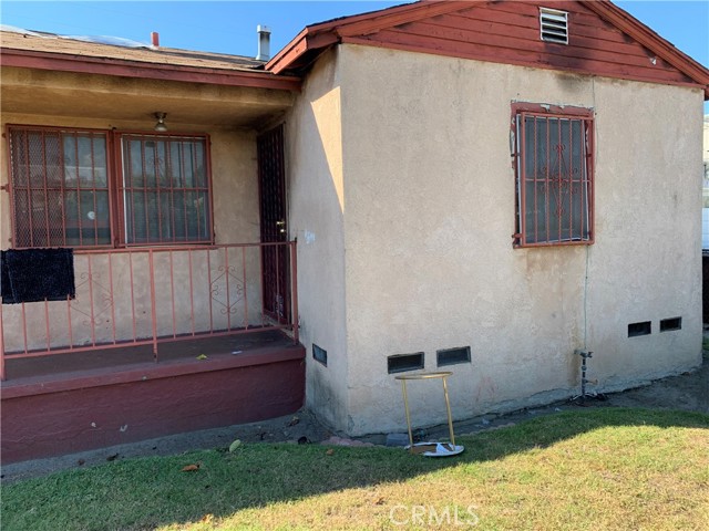 Detail Gallery Image 1 of 1 For 2215 N Paulsen Ave, Compton,  CA 90222 - 2 Beds | 1 Baths