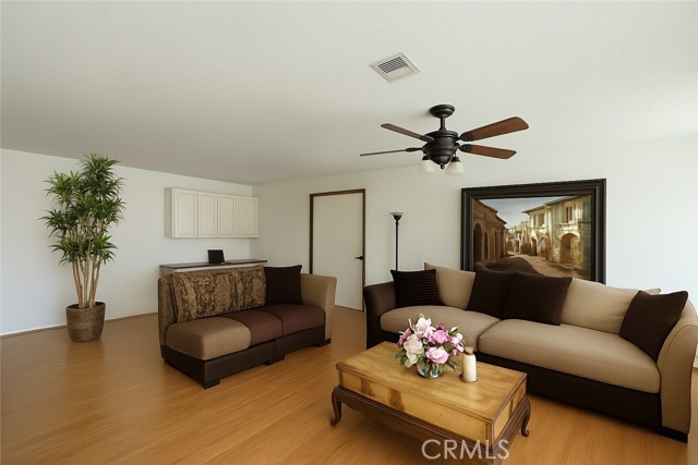 Detail Gallery Image 7 of 13 For 41150 Nona Ct, Hemet,  CA 92544 - 3 Beds | 2 Baths