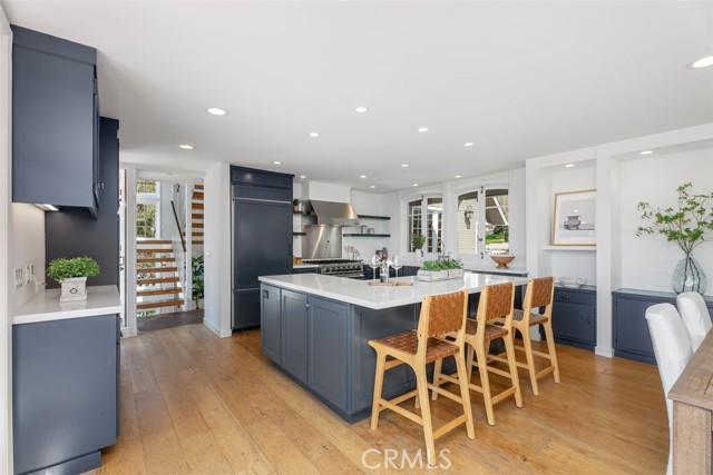 Detail Gallery Image 13 of 40 For 590 Diamond Street, Laguna Beach,  CA 92651 - 5 Beds | 4/1 Baths