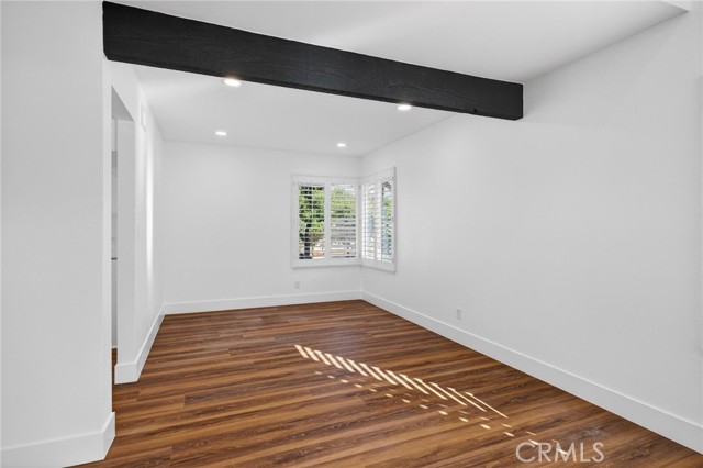 Detail Gallery Image 16 of 41 For 1527 Greenpoint Dr., Corona,  CA 92878 - 4 Beds | 2/1 Baths