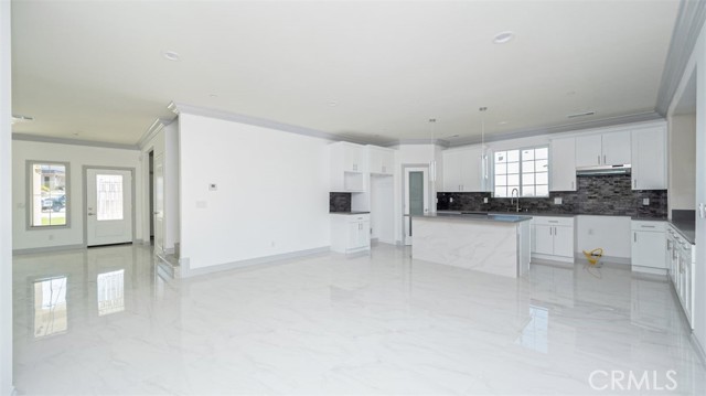 Detail Gallery Image 10 of 57 For 3994 La Hacienda Dr, San Bernardino,  CA 92404 - 4 Beds | 4/1 Baths
