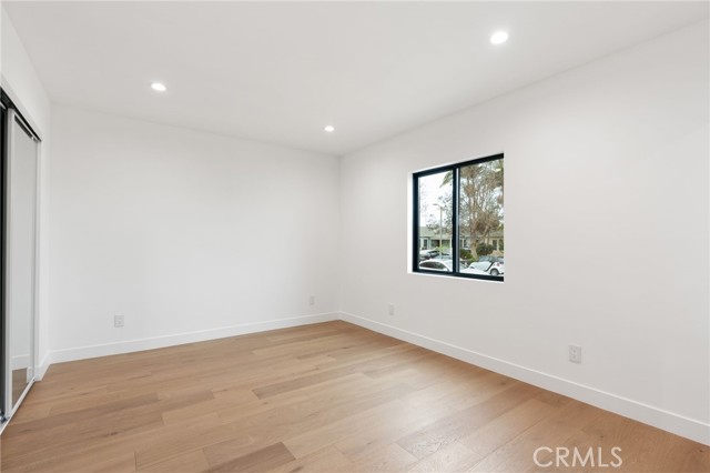 8334 Winsford Avenue, Los Angeles CA: https://media.crmls.org/medias/27fc7a13-130e-46e1-b855-77e85c5b7f25.jpg