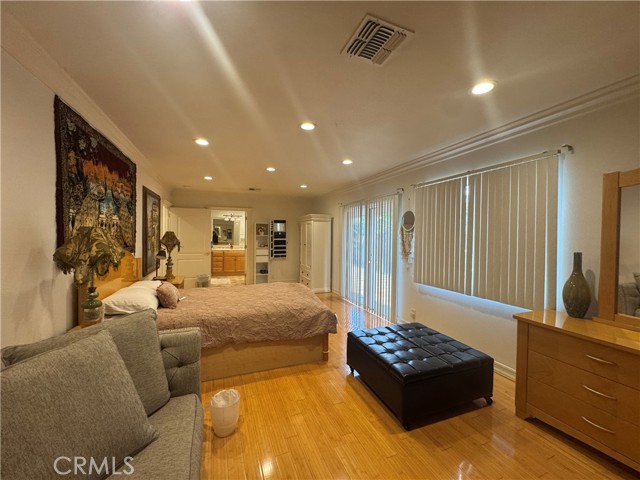 Detail Gallery Image 17 of 44 For 5092 Chimineas, Tarzana,  CA 91356 - 4 Beds | 2 Baths