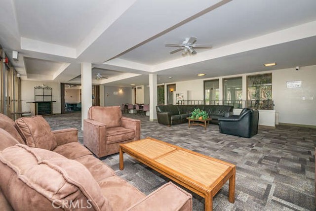 12300 Montecito Road, Seal Beach CA: https://media.crmls.org/medias/27fcdce6-8193-4b2d-9ddc-f46eb4a91fcc.jpg