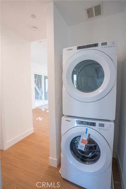 Image 13 of 54 For 2707 Ruhland