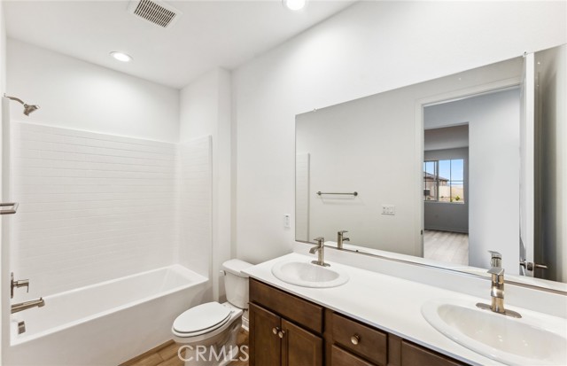 Detail Gallery Image 22 of 26 For 4180 Larchwood Ln, Lake Elsinore,  CA 92530 - 3 Beds | 2 Baths
