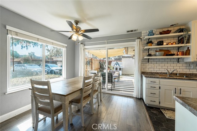 Detail Gallery Image 7 of 38 For 2784 W Pepper Tree Dr, Anaheim,  CA 92801 - 3 Beds | 2 Baths