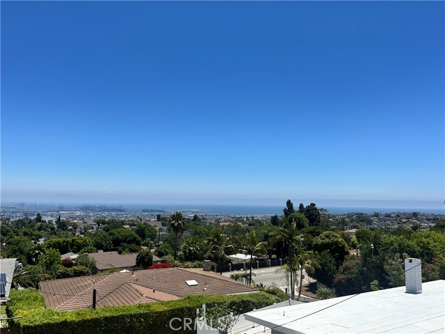 2046 Chandeleur Drive, Rancho Palos Verdes, California 90275, 5 Bedrooms Bedrooms, ,5 BathroomsBathrooms,Residential,For Sale,Chandeleur,PV25141843