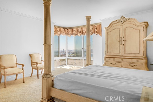 850 E Ocean Boulevard, Long Beach CA: https://media.crmls.org/medias/27feeacd-eeac-4b6a-a491-5a07b4b28768.jpg