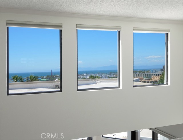 Detail Gallery Image 26 of 35 For 520 the Village #408,  Redondo Beach,  CA 90277 - 3 Beds | 2 Baths