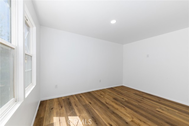 40085 Forest Road, Big Bear Lake CA: https://media.crmls.org/medias/27ff7c9b-c34c-4f4f-83e8-1f0fdb6f6c22.jpg
