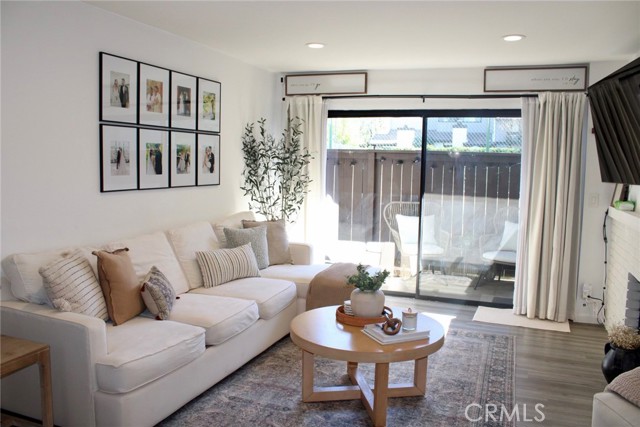 6275 Canoga Avenue, 57 photo 2