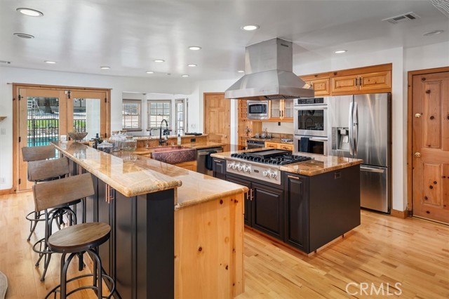 922 Carefree Drive, Simi Valley CA: https://media.crmls.org/medias/2800bcde-889a-4f1b-b44c-1ab21eb1ad75.jpg