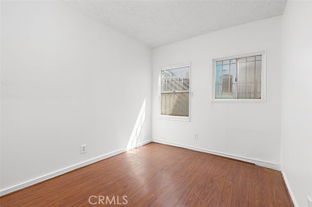 Detail Gallery Image 11 of 14 For 248 Columbia, Los Angeles,  CA 90026 - – Beds | – Baths