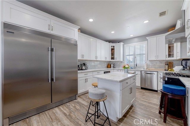 Detail Gallery Image 2 of 38 For 1800 S Pacific Coast Highway #94,  Redondo Beach,  CA 90277 - 3 Beds | 3 Baths