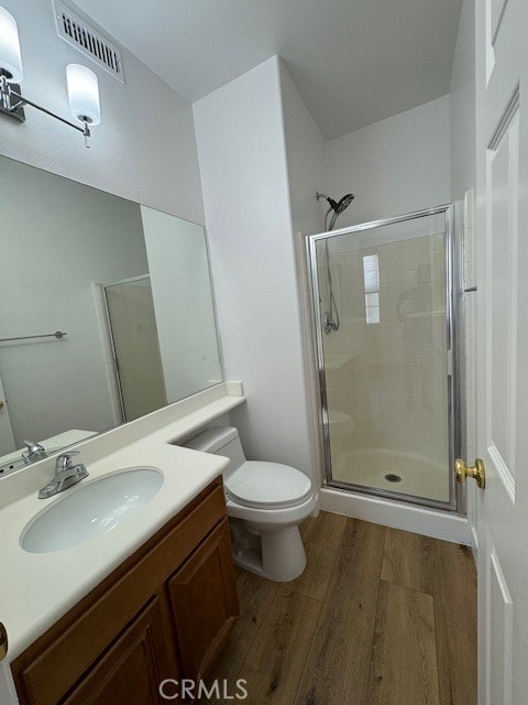 Detail Gallery Image 15 of 30 For 28219 Canterbury Ct, Valencia,  CA 91354 - 2 Beds | 2/1 Baths