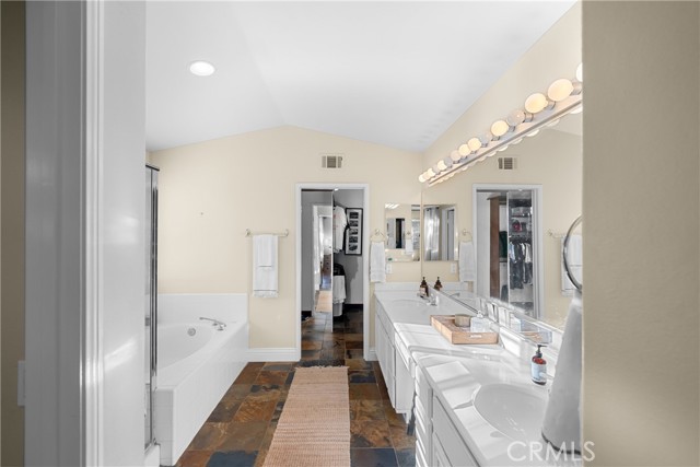 Detail Gallery Image 19 of 32 For 24 Goldenrain, Aliso Viejo,  CA 92656 - 4 Beds | 3 Baths