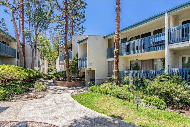 637 Prospect Avenue, Redondo Beach, California 90277, 2 Bedrooms Bedrooms, ,2 BathroomsBathrooms,Residential,Sold,Prospect,SB20141568