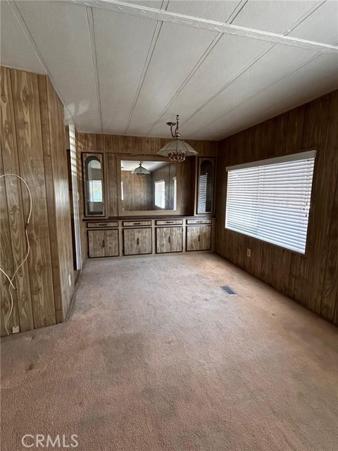 31816 Avenue E, Yucaipa CA: https://media.crmls.org/medias/2803c6ed-f239-4246-a3bf-ed01f3b7e27c.jpg