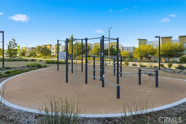 Detail Gallery Image 43 of 50 For 27315 Bear Creek Ln, Valencia,  CA 91381 - 4 Beds | 3/1 Baths