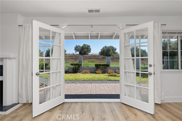 Detail Gallery Image 4 of 36 For 2704 via Montezuma, San Clemente,  CA 92672 - 4 Beds | 2 Baths