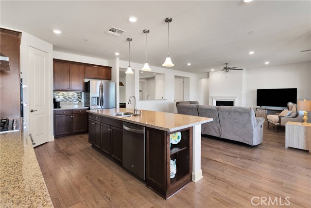 11300 River Run Street, Apple Valley CA: https://media.crmls.org/medias/2804e5c7-79b3-41ee-ac2e-4e7fc47e5c89.jpg