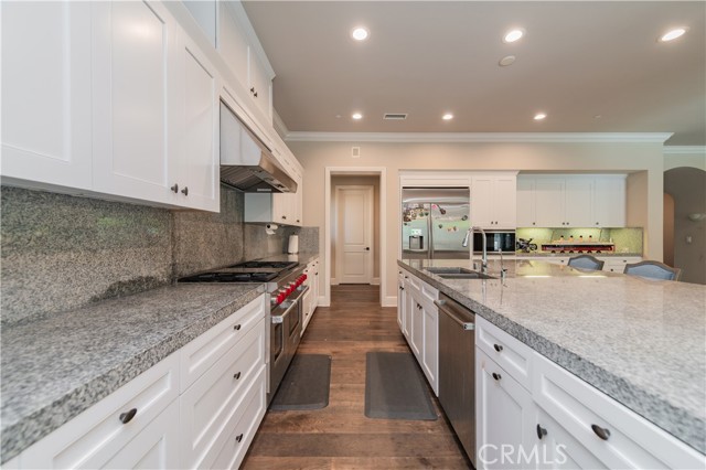104 Quiet Place, Irvine CA: https://media.crmls.org/medias/2805c38b-c743-4d1b-9fd8-279f75f2c221.jpg