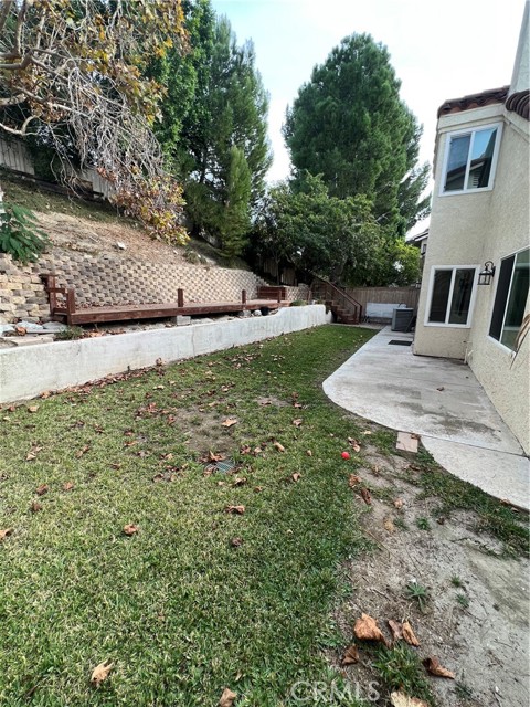 21552 Sterling Drive, Lake Forest CA: https://media.crmls.org/medias/28065b9e-223a-4bd6-af16-5f56c38ee407.jpg