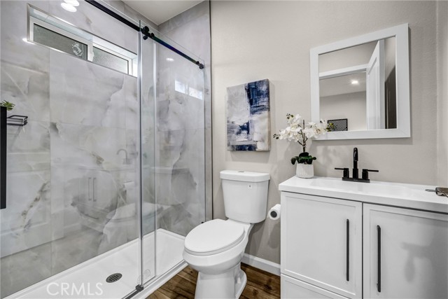 Image 38 of 39 For 14431 Harvest Ave