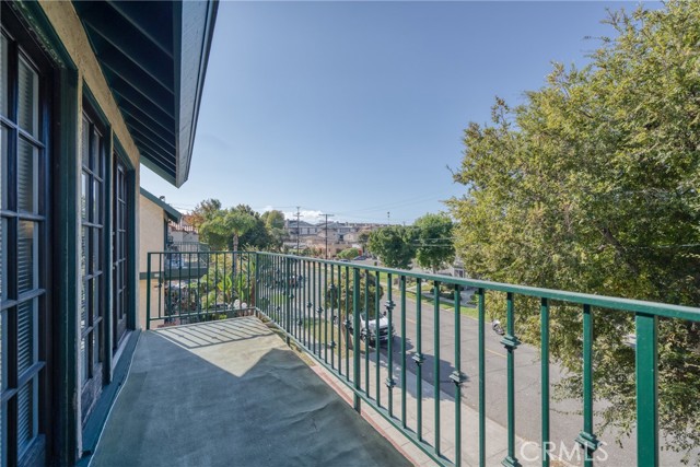 120 Lucia Avenue, Redondo Beach, California 90277, 2 Bedrooms Bedrooms, ,2 BathroomsBathrooms,Residential,Sold,Lucia,SB23199262