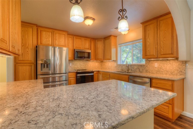 Detail Gallery Image 9 of 48 For 80 Deerwood Dr, Oroville,  CA 95966 - 3 Beds | 2 Baths