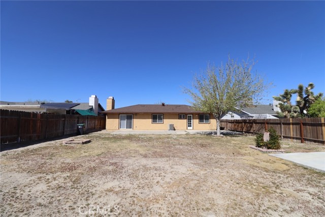 Detail Gallery Image 16 of 23 For 37334 55th St, Palmdale,  CA 93552 - 4 Beds | 2 Baths
