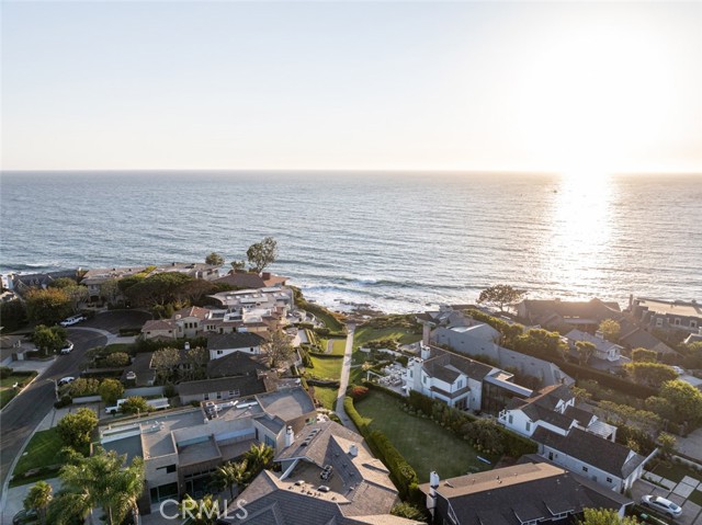 Detail Gallery Image 47 of 50 For 327 Driftwood Rd, Corona Del Mar,  CA 92625 - 4 Beds | 3 Baths