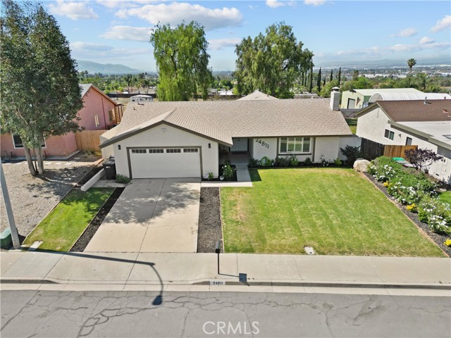 Detail Gallery Image 1 of 14 For 24811 Sundial Way, Moreno Valley,  CA 92557 - 4 Beds | 2 Baths