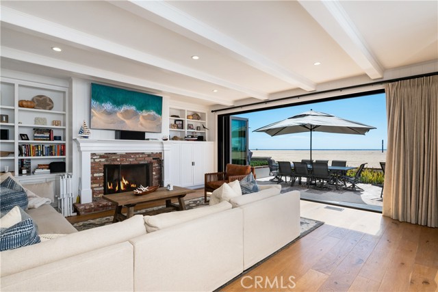 Detail Gallery Image 5 of 33 For 1228 W Oceanfront, Newport Beach,  CA 92661 - 3 Beds | 4 Baths