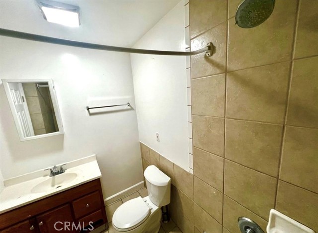 Image 12 of 17 For 2657 Monroe  