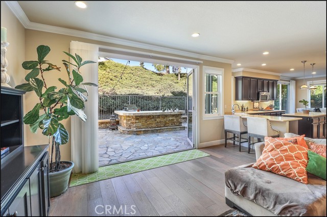 12 Lyon Ridge, Aliso Viejo CA: https://media.crmls.org/medias/2809fe99-e439-4859-a0ed-90df1b1dba5b.jpg