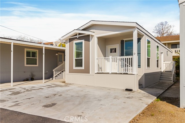 Detail Gallery Image 2 of 22 For 732 E Route 66 #9,  Glendora,  CA 91740 - 3 Beds | 2 Baths