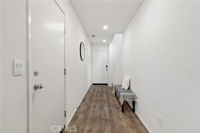 Detail Gallery Image 3 of 46 For 30907 Challenger Ct, Winchester,  CA 92596 - 4 Beds | 2/1 Baths