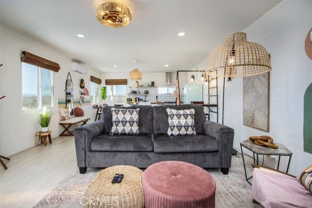 71522 Winters Road, 29 Palms CA: https://media.crmls.org/medias/280a50e2-bde5-4d04-adca-45365c63e5d5.jpg