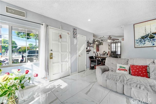 1000 S Gage, East Los Angeles CA: https://media.crmls.org/medias/280b118b-e50f-406a-b177-0ce99a83dd57.jpg