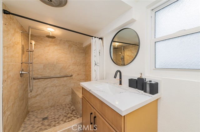 Detail Gallery Image 18 of 53 For 920 W Balboa, Newport Beach,  CA 92661 - 4 Beds | 4 Baths