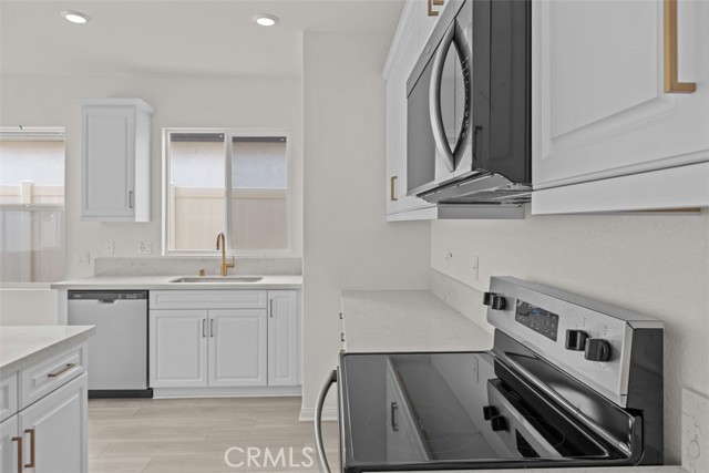27341 Dunite Drive, Perris CA: https://media.crmls.org/medias/280c3856-4ce1-41c3-9707-72d3ef306a72.jpg