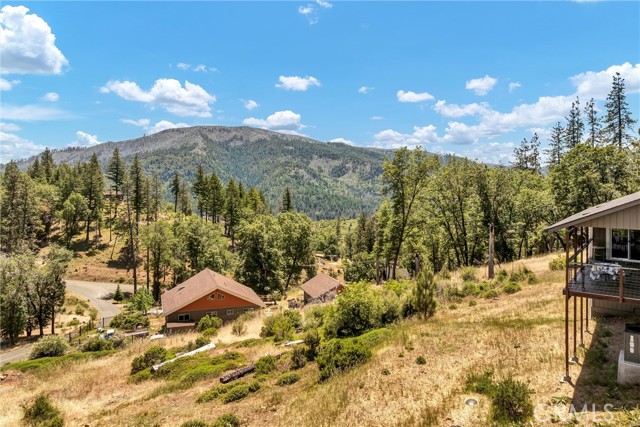 9781 Venturi Drive, Cobb CA: https://media.crmls.org/medias/280cb240-71ed-4eea-9134-e5ce00b3f139.jpg
