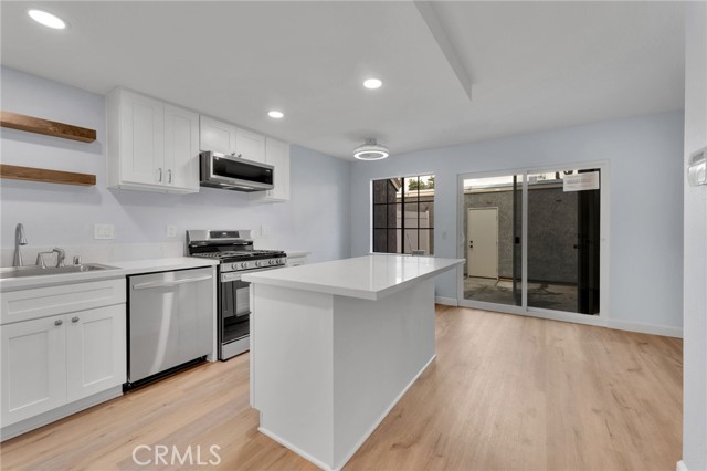 Detail Gallery Image 10 of 36 For 8703 Pine Crest, Rancho Cucamonga,  CA 91730 - 2 Beds | 1/1 Baths